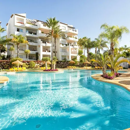 דירה Sea & Mountain View Penthouse *